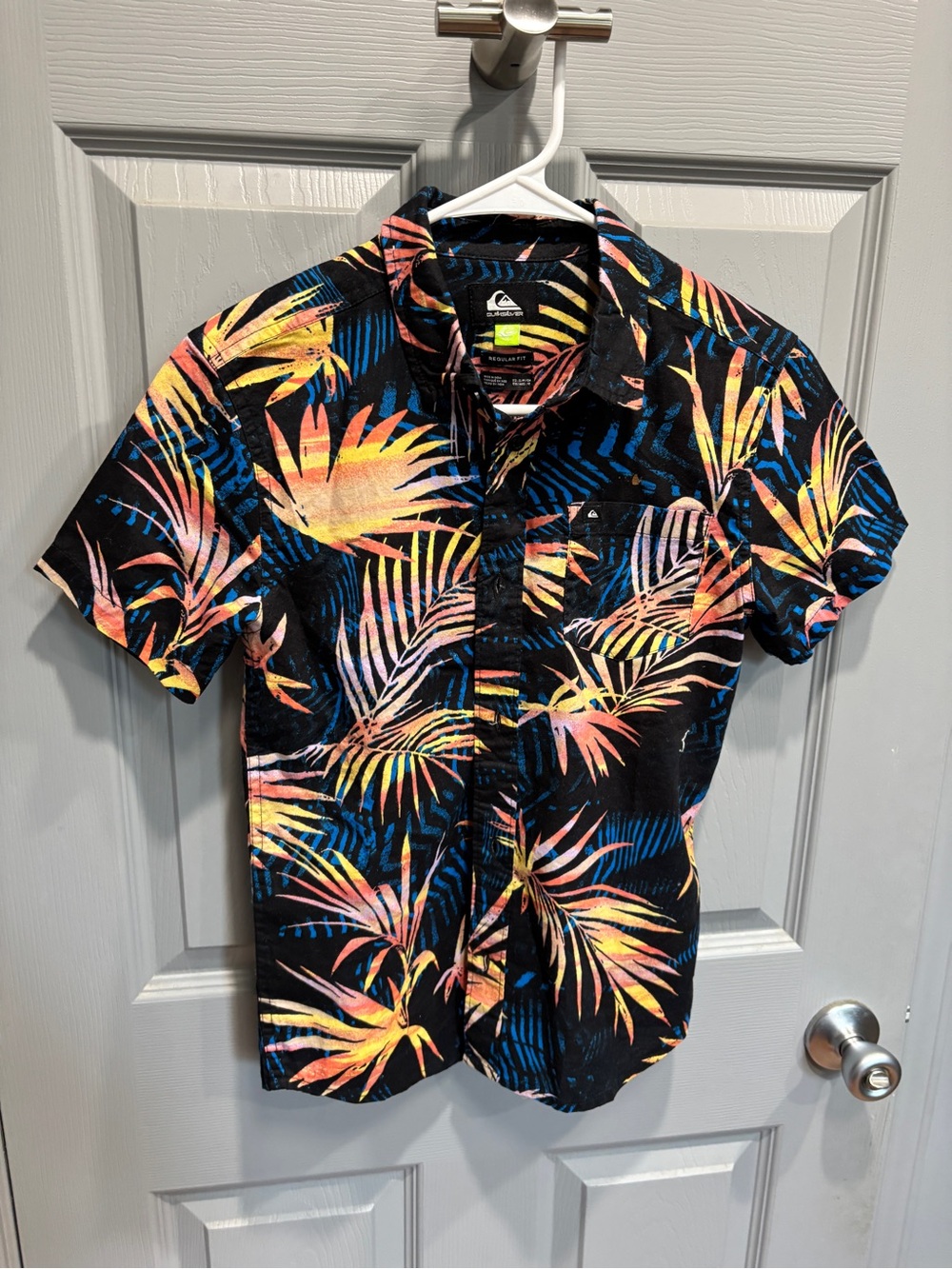 Quiksilver Boy’s Black Tropical Short-Sleeve Shirt - Multicolor Palm Print - S
